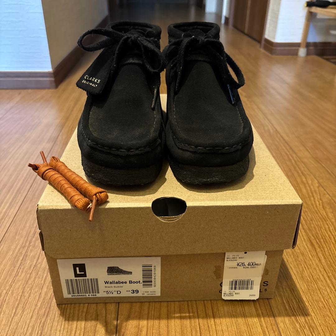 靴 Clarks Wallabee Boot