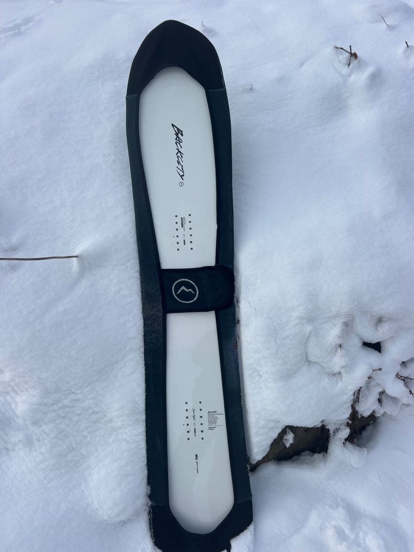 ⭐︎特価NOVEMBER BACKCITY（パウダーボード）24-25 158cm