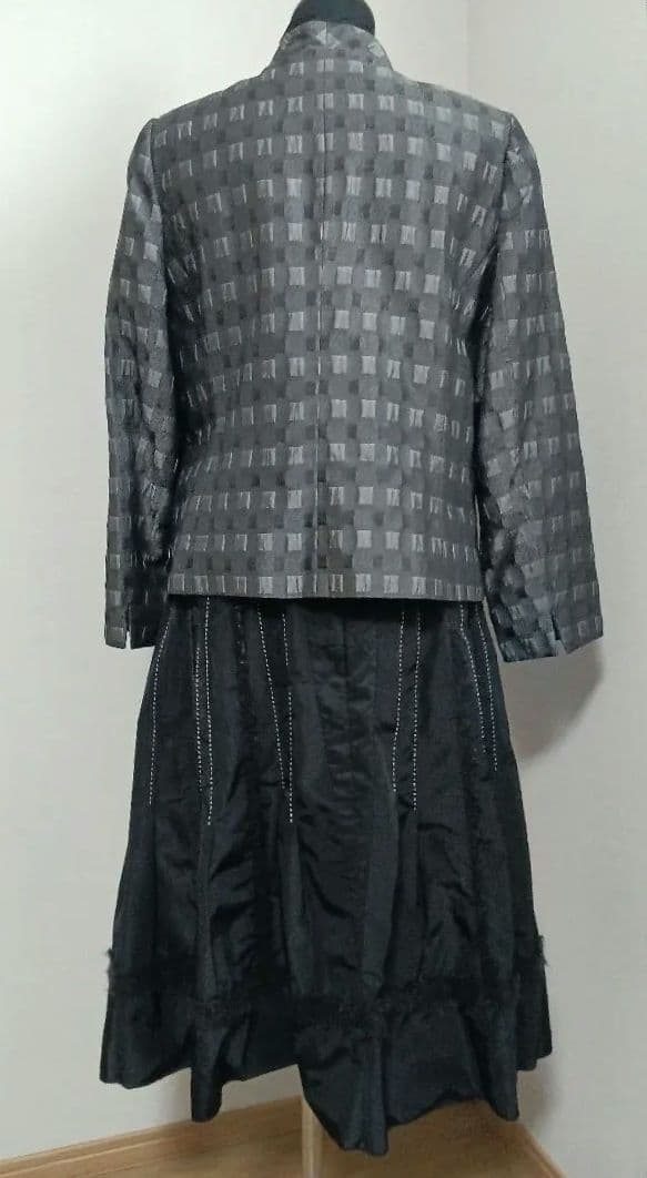 10万以上　エイココンドウ　ジャケット　コムトスカート　ヒロコシノ他