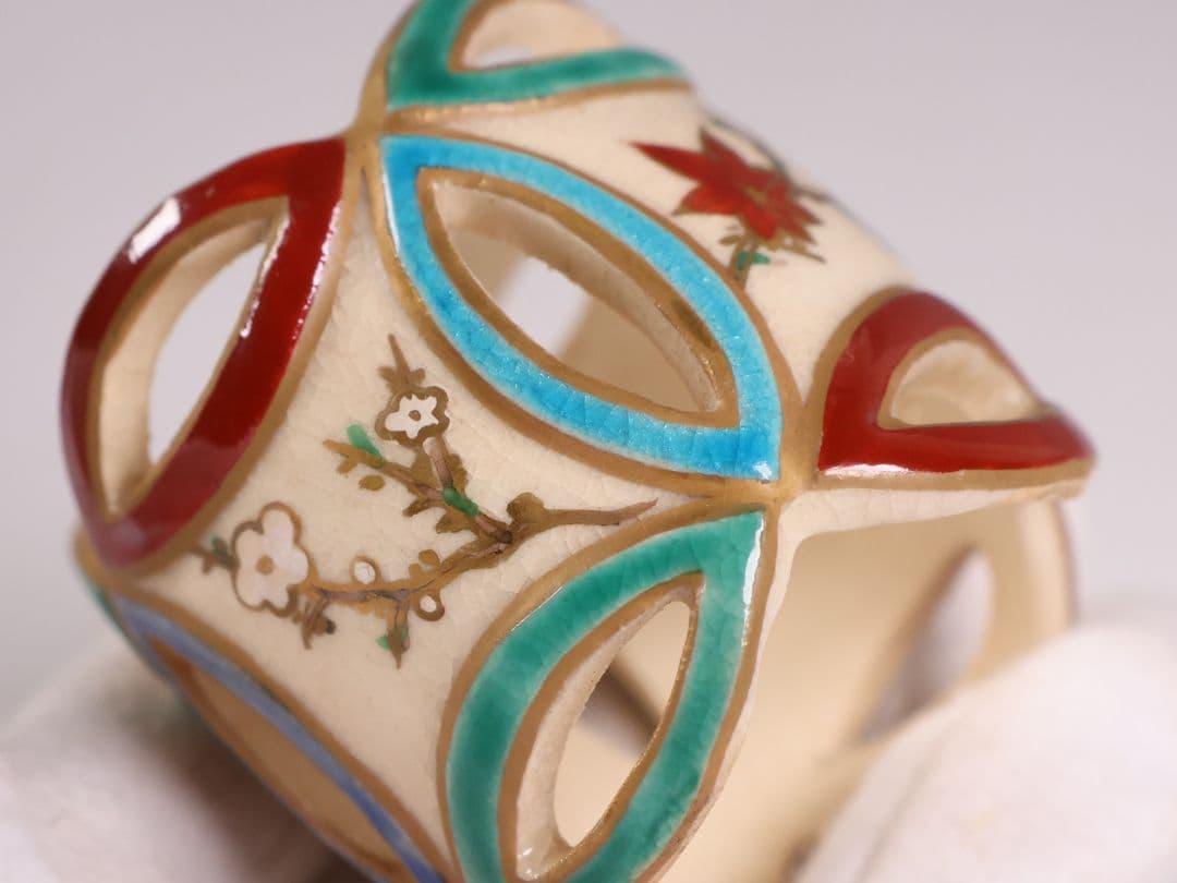 茶道具 清閑寺窯 杉田祥平 色絵四季七宝 蓋置 共箱 陶芸【CM334】