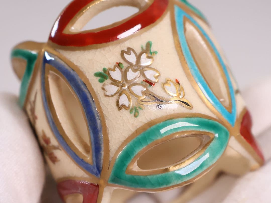 茶道具 清閑寺窯 杉田祥平 色絵四季七宝 蓋置 共箱 陶芸【CM334】