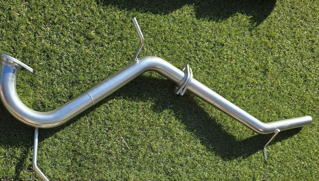 ヴォクシー用ステンレス製 ワンオフマフラー