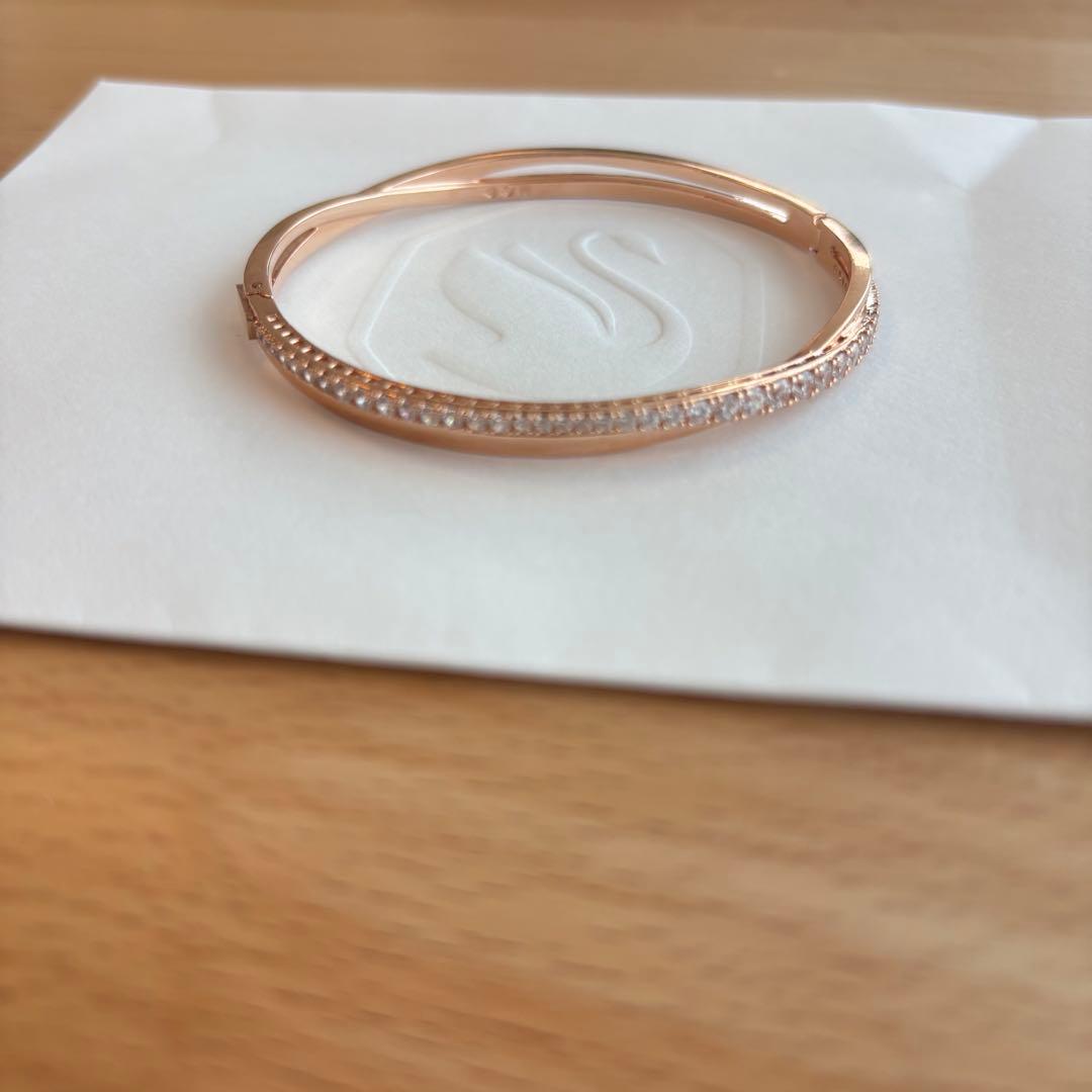 Swarovski Twist ブレスレット　スワロフスキー　ローズゴールド