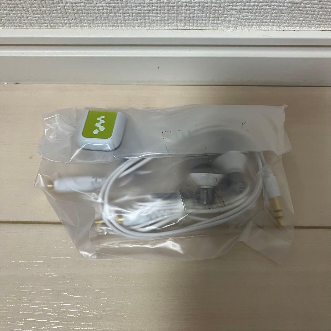 SONY ウォークマン2GB NW-E025F LG