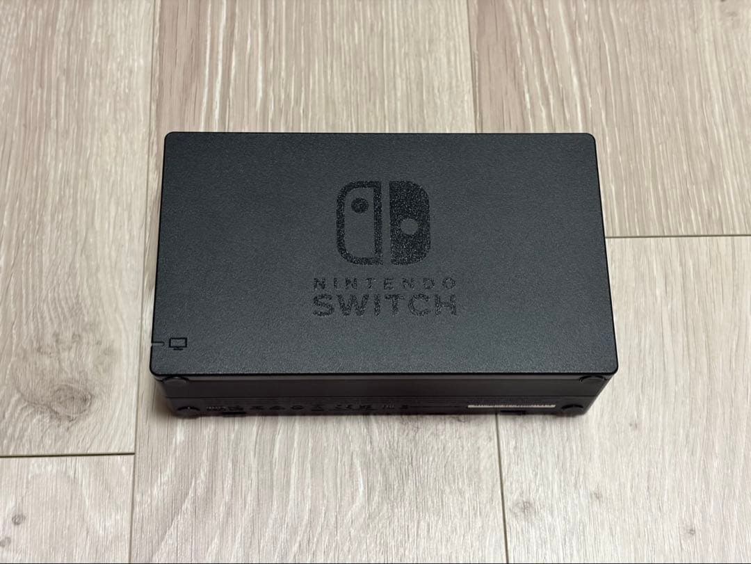 Nintendo Switch 本体　充電スタンド　充電ステーション　SDカード
