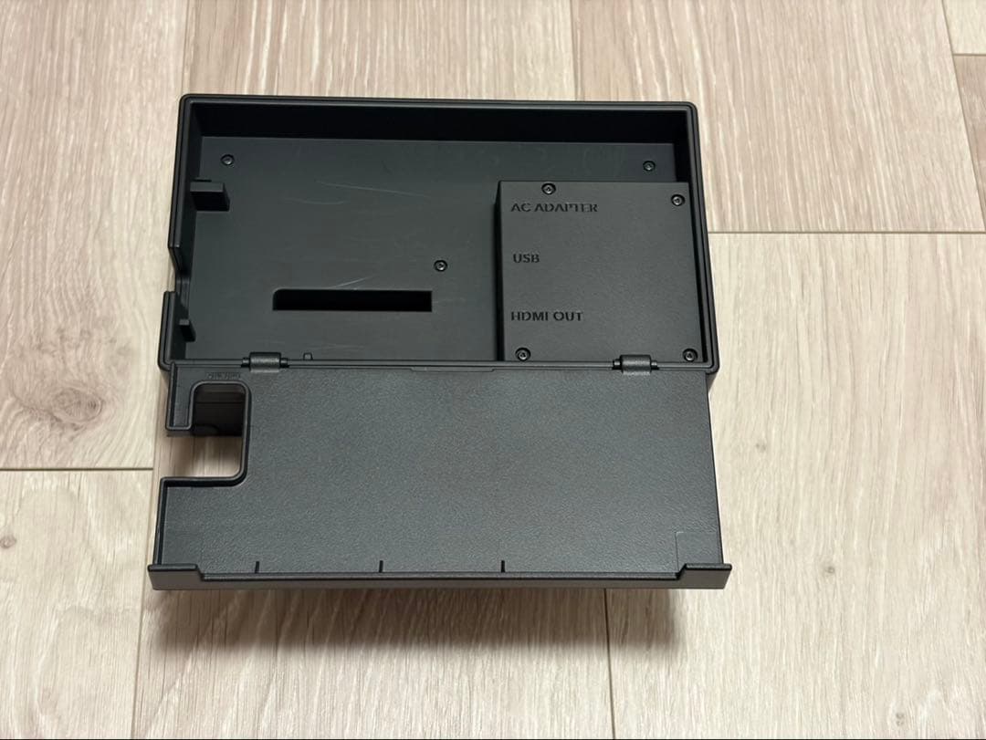 Nintendo Switch 本体　充電スタンド　充電ステーション　SDカード
