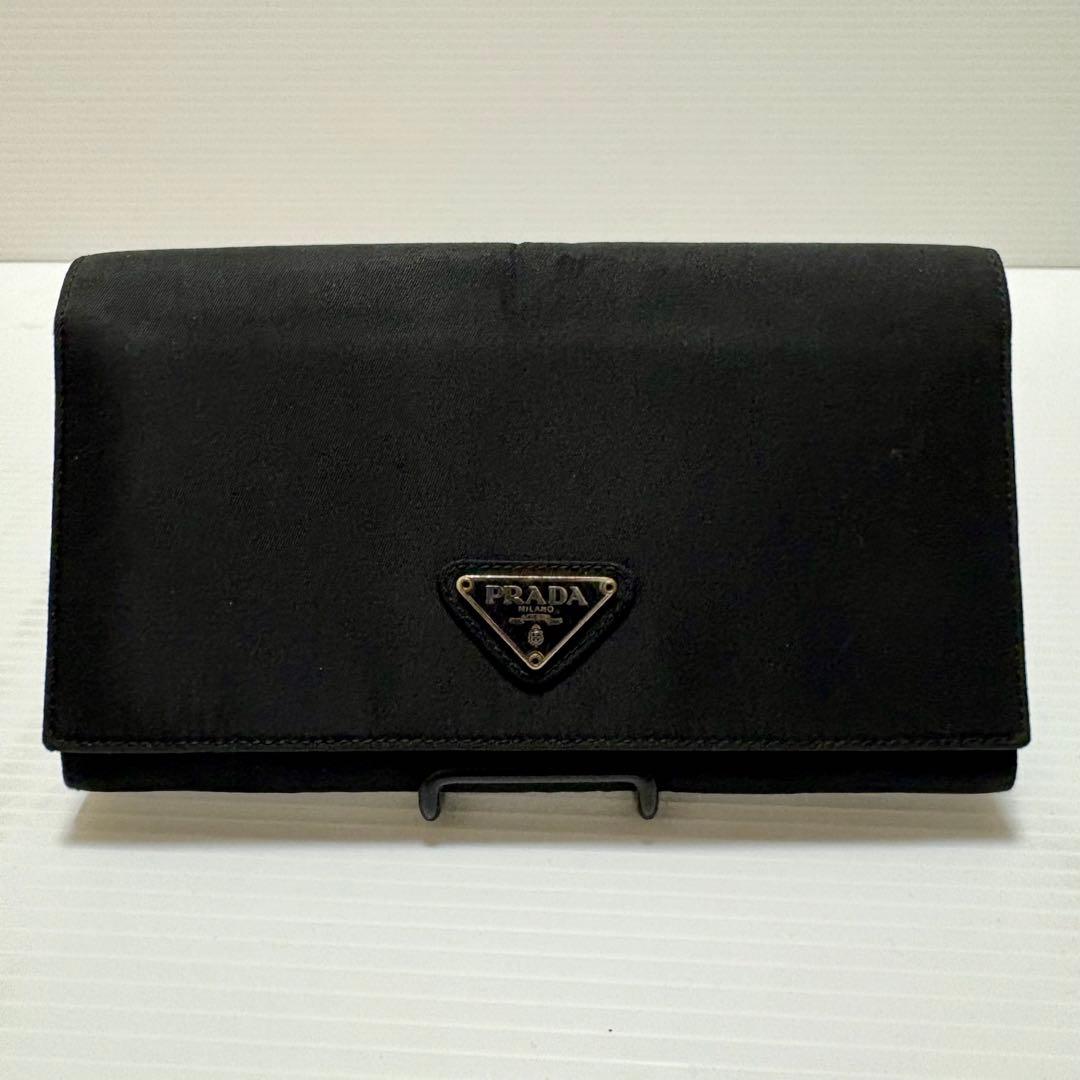 ユ*ー様 PRADA ブラック ナイロン 二つ折り財布
