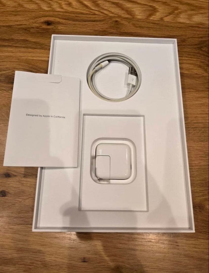 Apple iPad Air 第3世代 256GB Wifi+Cellular