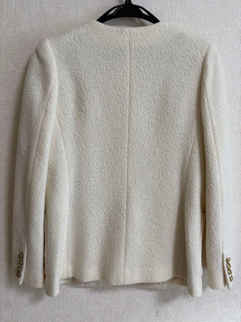 アルアバイル ブーグレウール　ホワイトノーカラージャケット ゴールドボタン