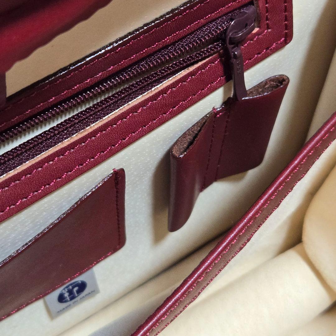 ダレスバッグ　赤　ボルドー　ワインレッド　深紅　ミニ　ドクターバッグ