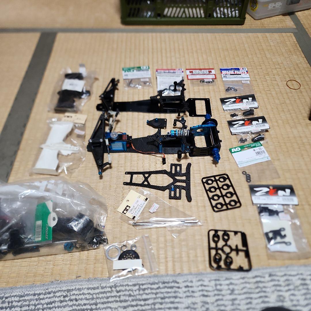 タミヤF103アニバーサリー(ジャンク)とパーツ色々　エセマクラーレンボディ付