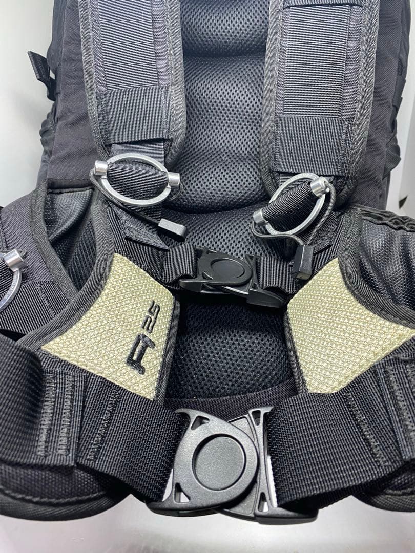 held、クリーガ R25 バックパック　初代レア品　ハーネスポケット付き