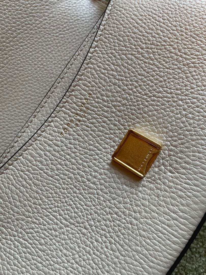 Tory Burch ホワイトレザーショルダーバッグ