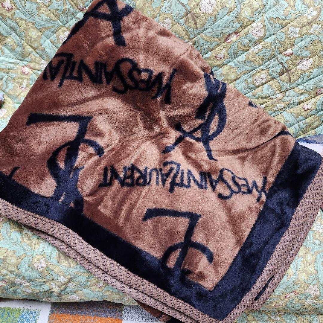 イヴ・サンローラン　ニューマイヤー毛布　140×200cm　イヴサンローラン