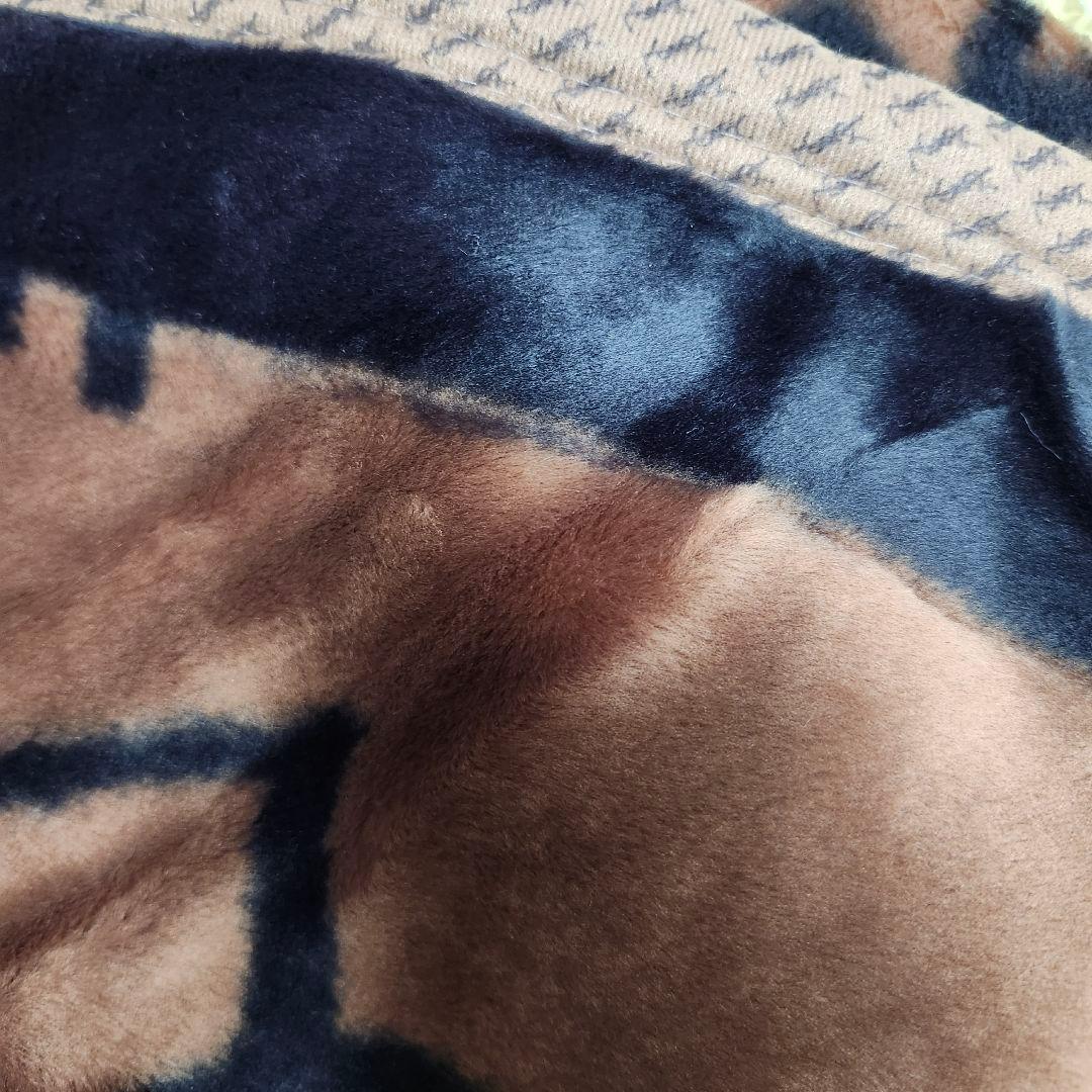 イヴ・サンローラン　ニューマイヤー毛布　140×200cm　イヴサンローラン