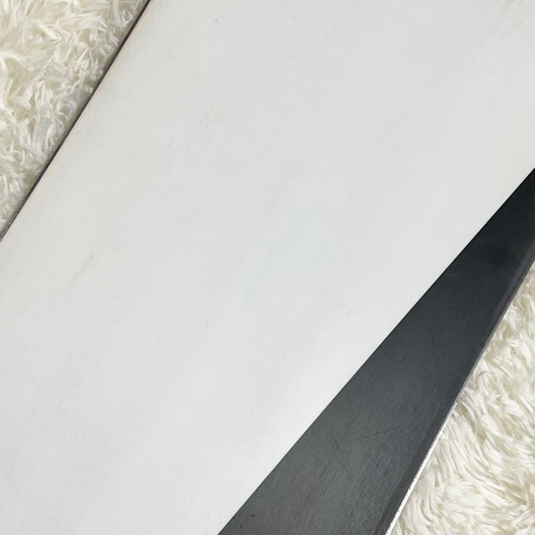 011 ZERO ONE ONE Artistic 156cm スノーボード