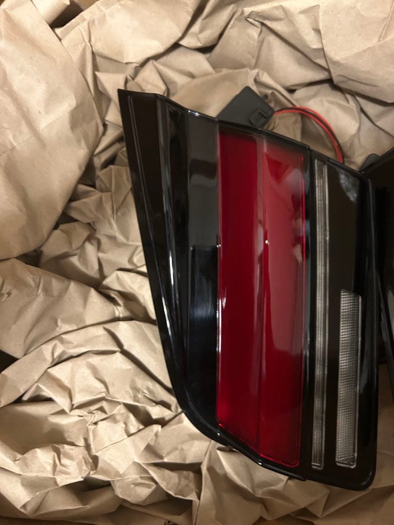 LEDテールランプ　 左右1セット　M 5 F 10