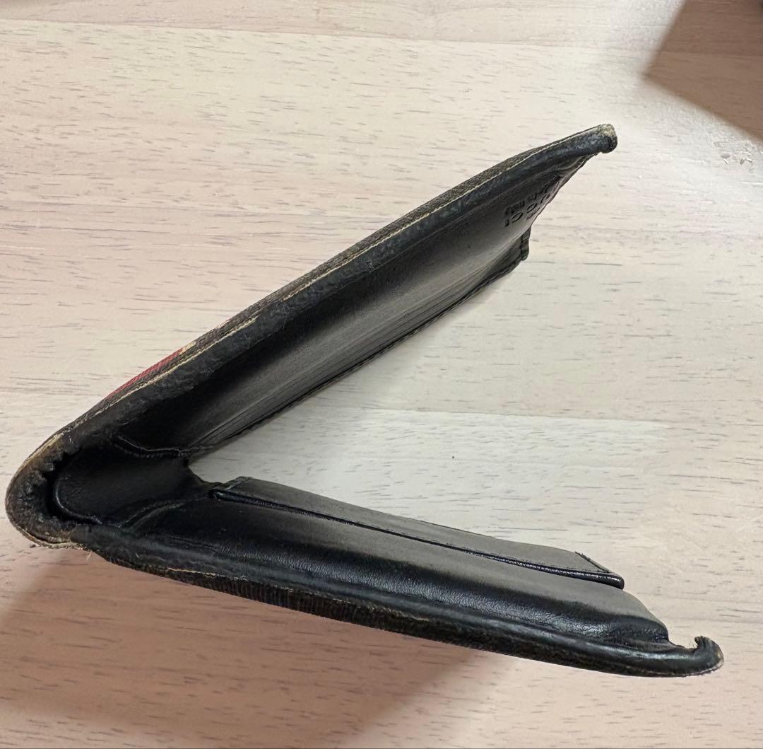 GUCCI 蛇デザイン 二つ折り財布