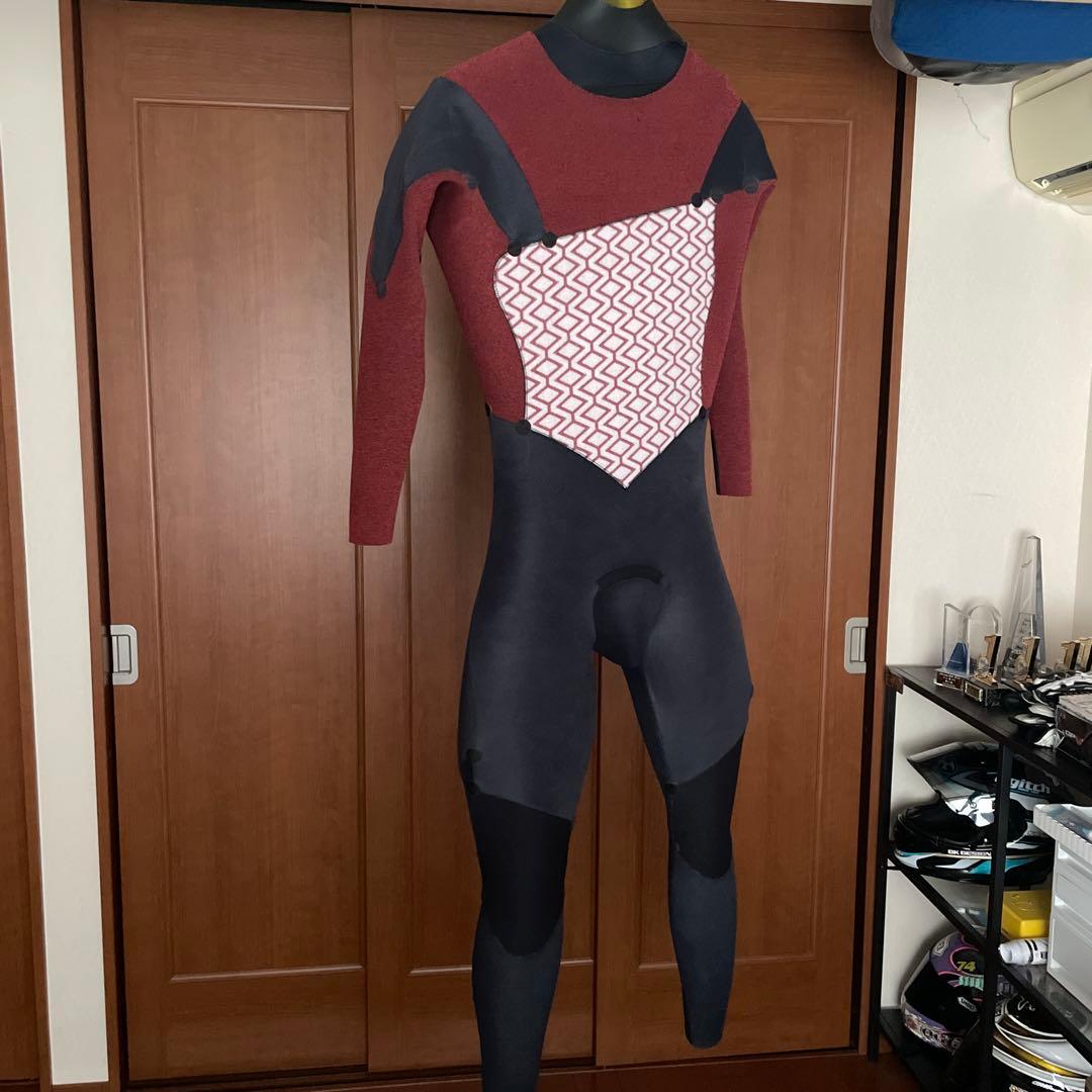 Quiksilver AQUAα® ML フルスーツ　4/3mm 未使用に近い