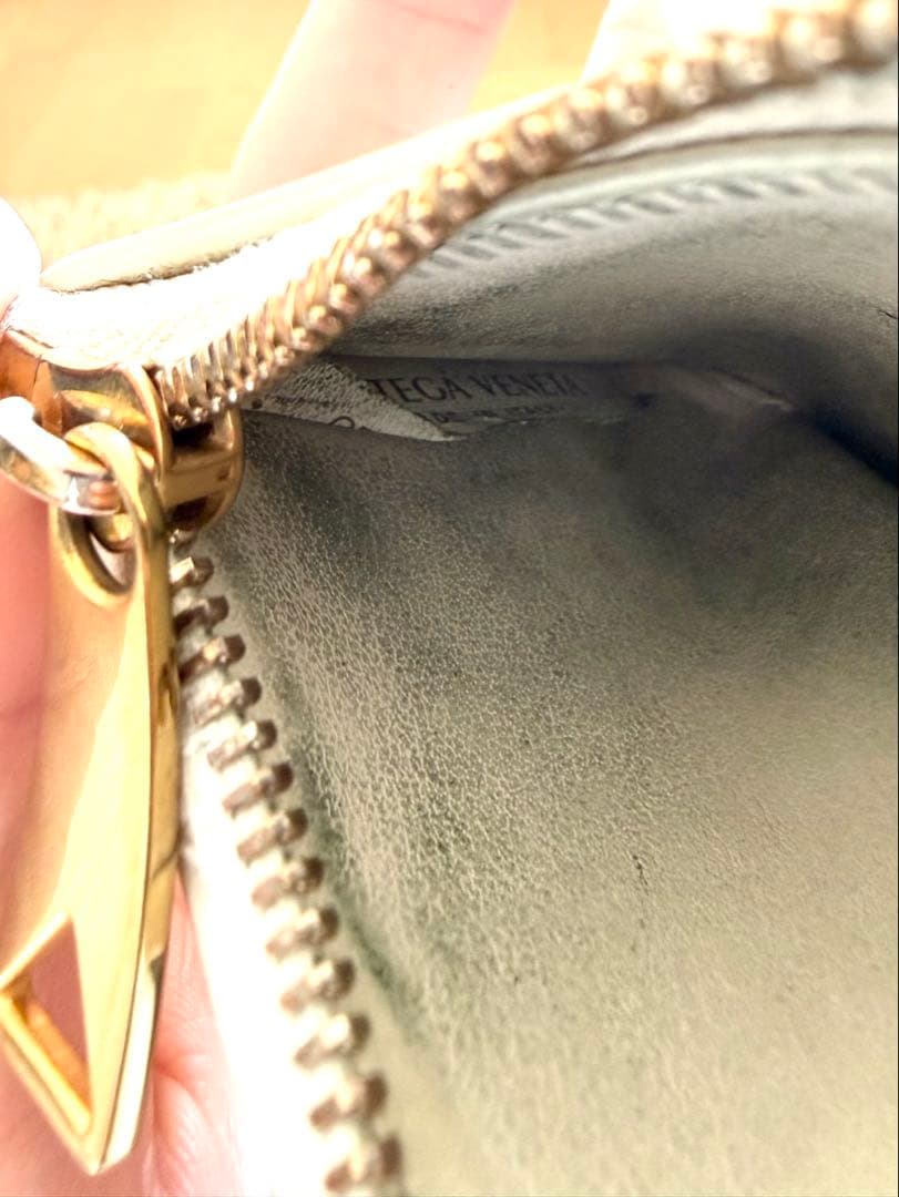 BOTTEGA VENETA 二つ折り財布