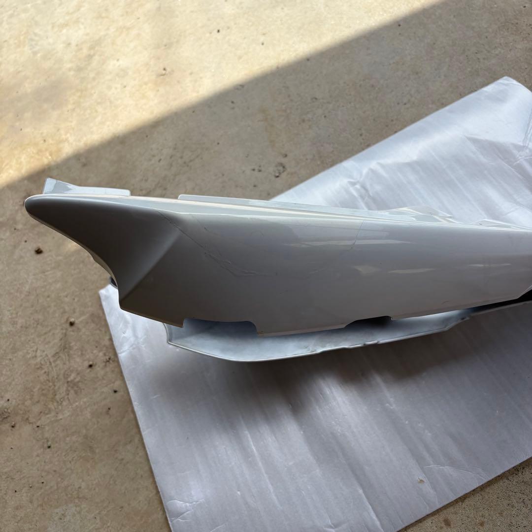 純正 CB400SF パールサンビームホワイト シートカウル テールカウル