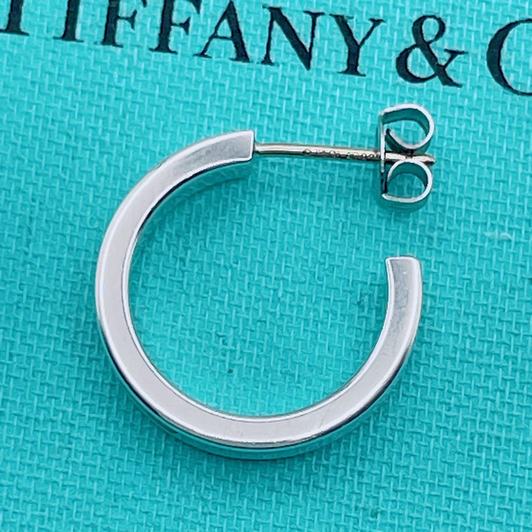Tiffany & Co. ピアス　ナロー　フープ　1837 シルバー　片耳