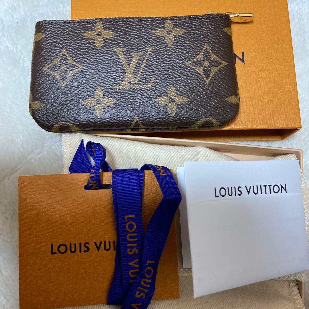 本日価格　Louis Vuitton カードキーカバー・ポシェット・クレ