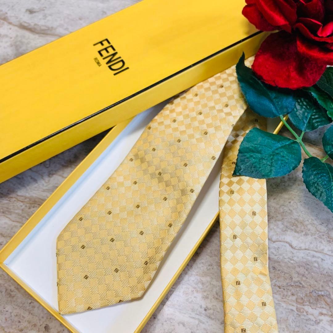 N177 新品未使用 フェンディ ズッカ柄 ゴールド ネクタイ メンズ