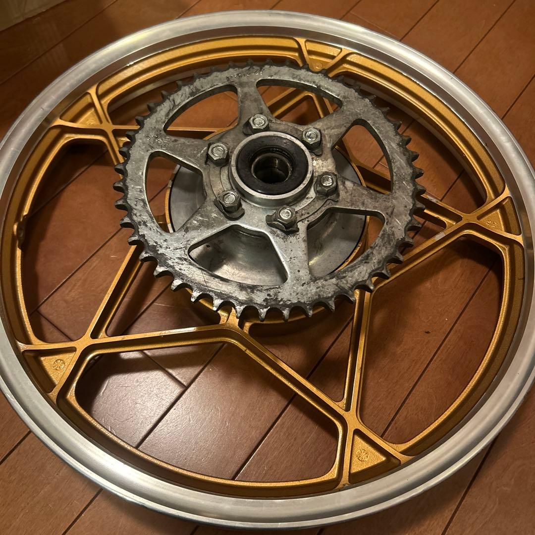 gs400 リアホイール　18インチ