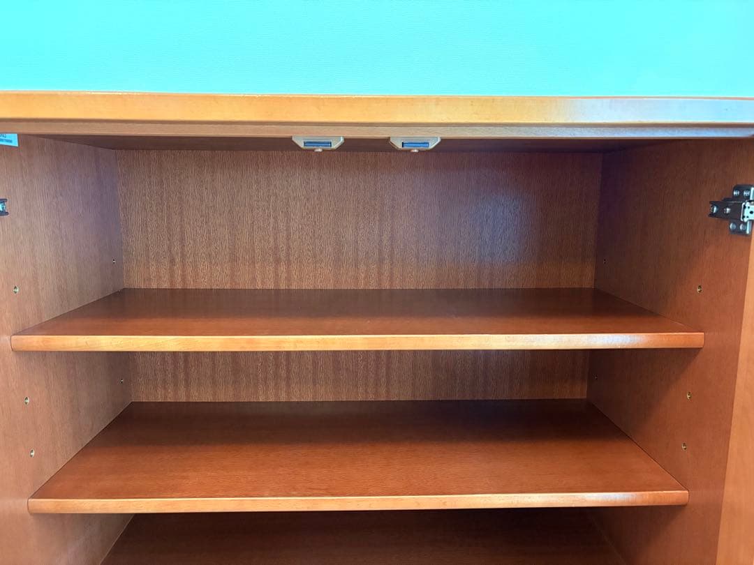 カリモク家具　キャビネット