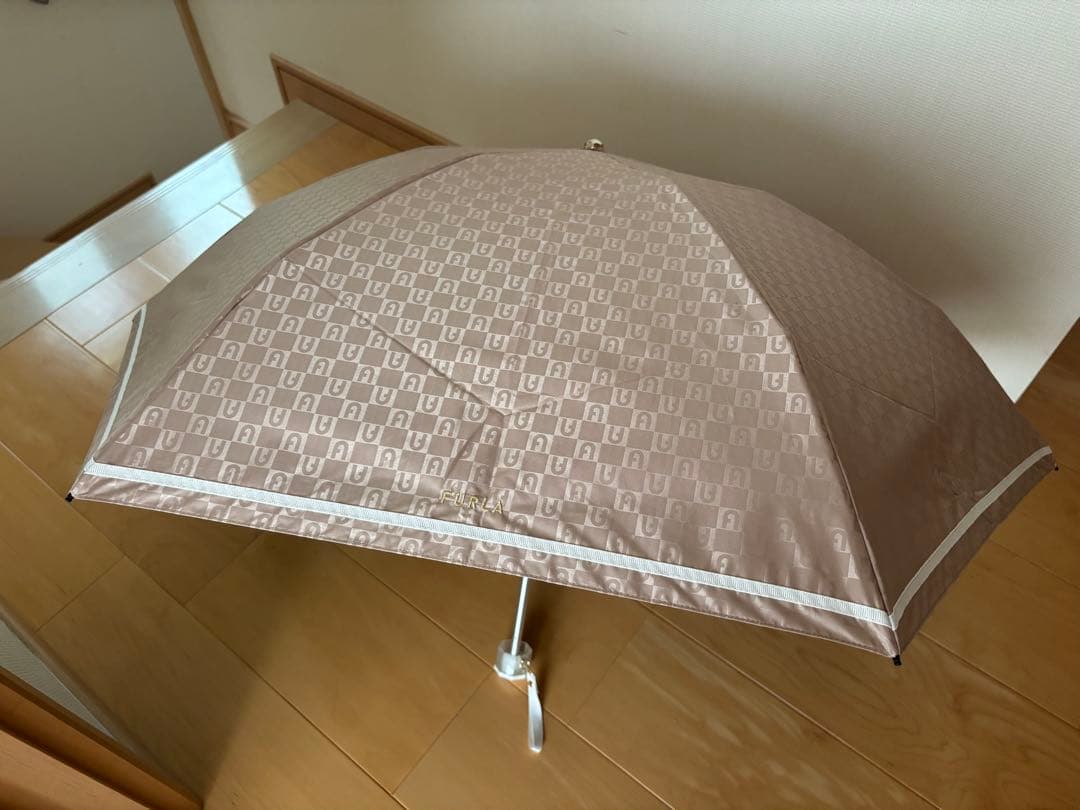 FURLAフルラ フワクール 1級遮光 晴雨兼用傘 新品未使用