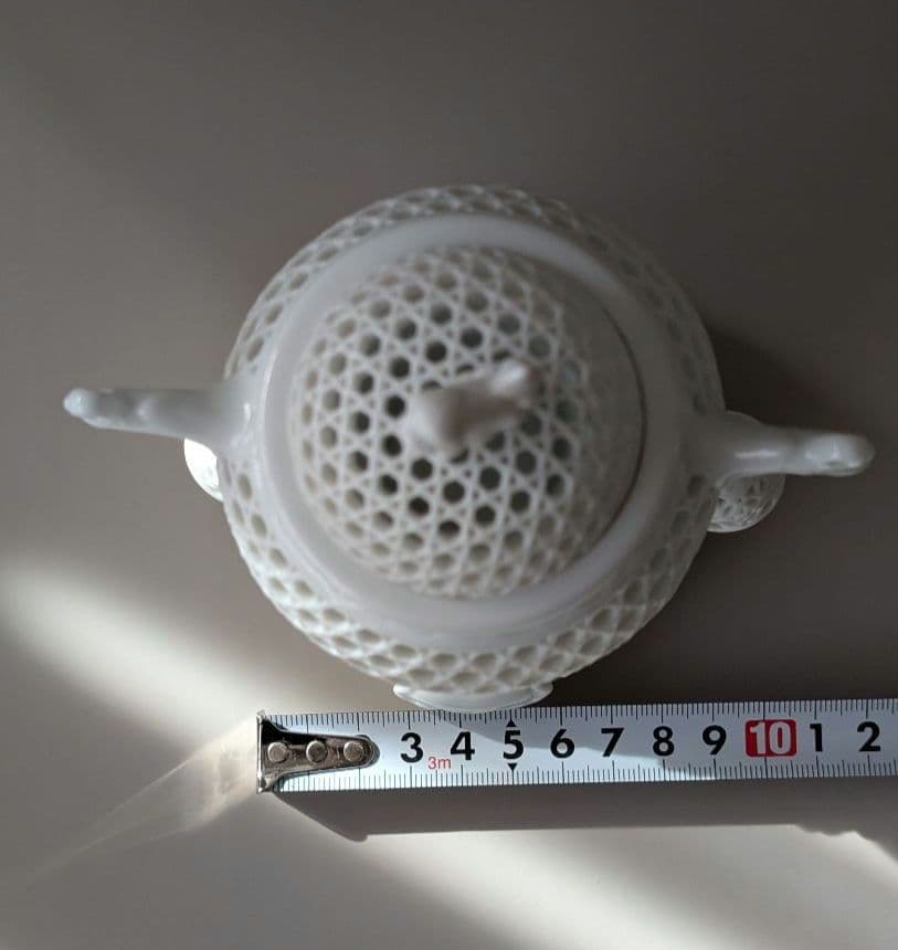 平戸焼篭目透彫り 香炉