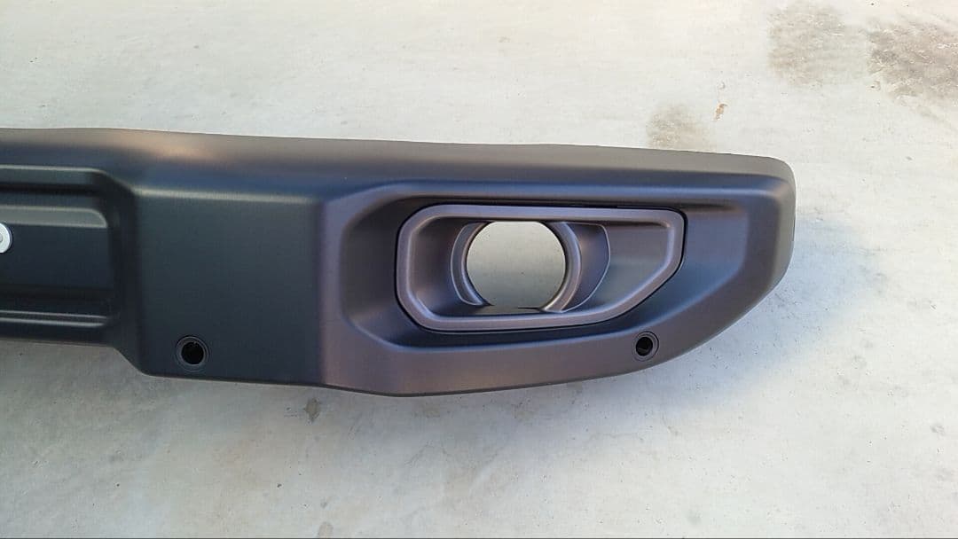 ジープラングラーJL フロントバンパー