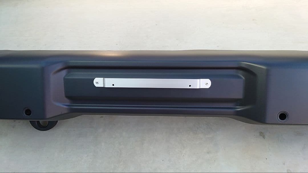 ジープラングラーJL フロントバンパー