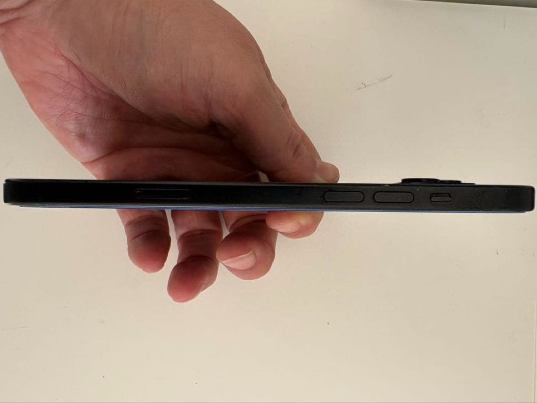 iPhone15 plus 128gb ブラック バッテリー87%