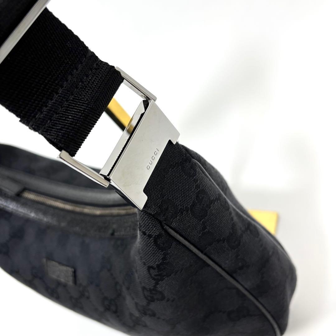 GUCCI グッチ GGキャンバス ハーフムーン ワンショルダーバッグ 黒