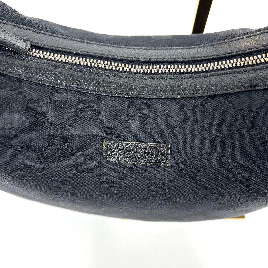 GUCCI グッチ GGキャンバス ハーフムーン ワンショルダーバッグ 黒