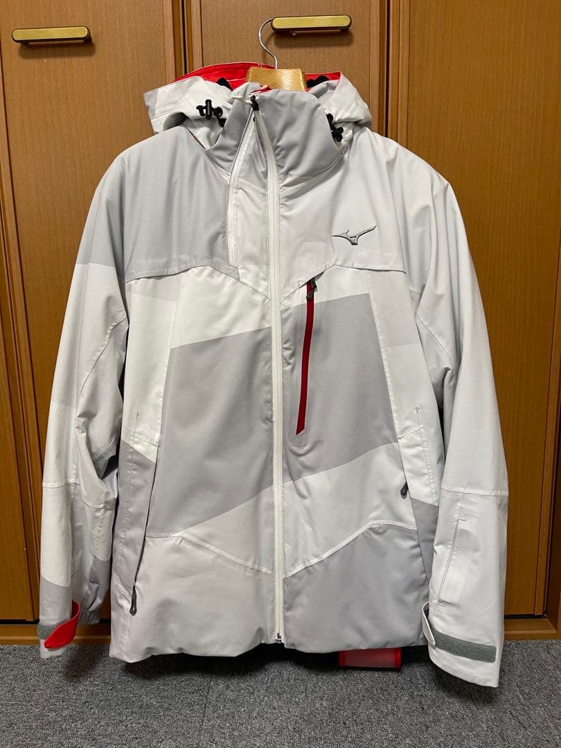 n*j様 ミズノ　ブレサーモ　スキーウェアセット