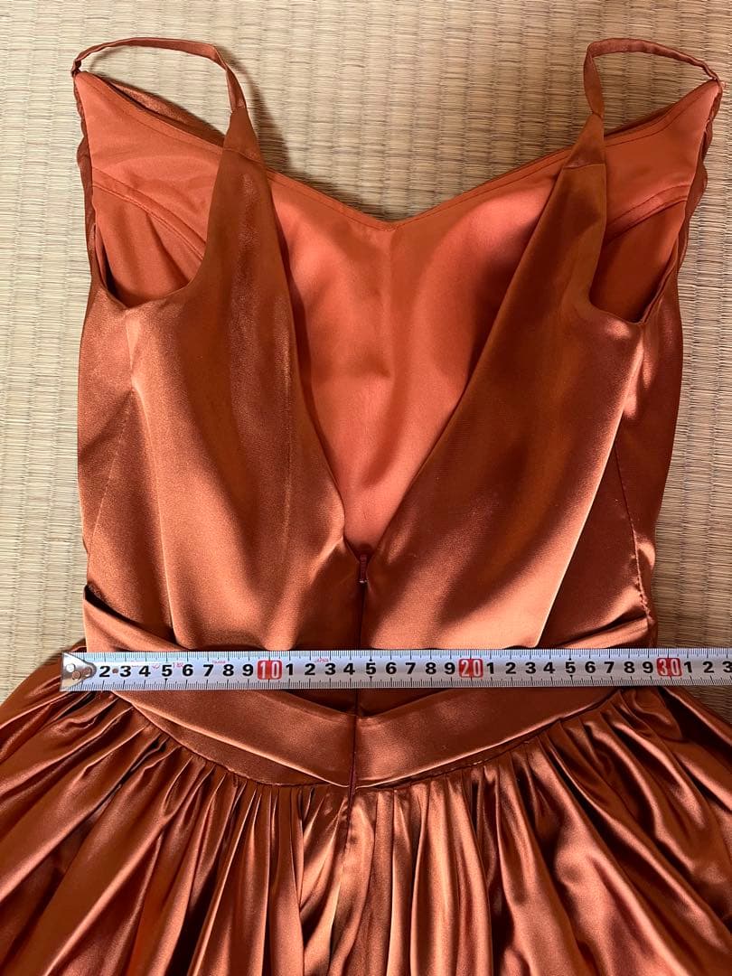 【美晴ドレス】テラコッタＶネック　カラーロングドレス　Ｍサイズ