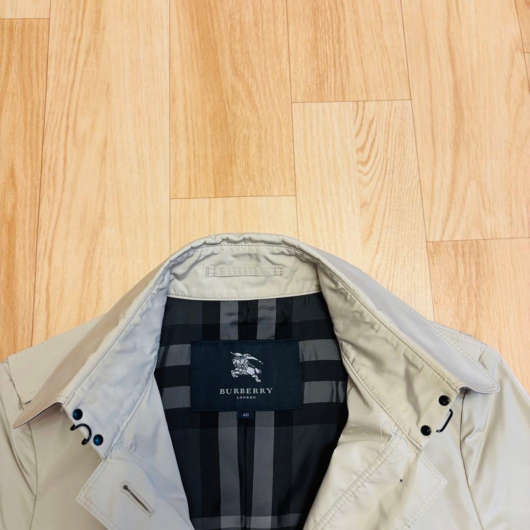 美品【バーバリーロンドン✴︎トレンチコート】40ビートチェック✴︎撥水素材✴︎艶とハリ