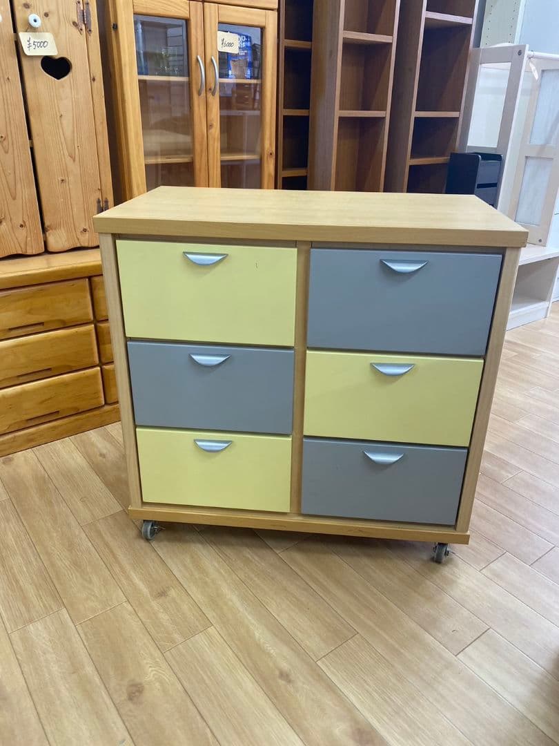 木製チェスト 6引き出し イエロー グレーキャスター付き