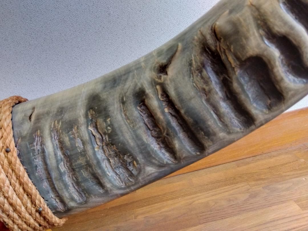 ま　水牛の角の置物　希少　ビンテージ　骨董品　手渡し可（値引）