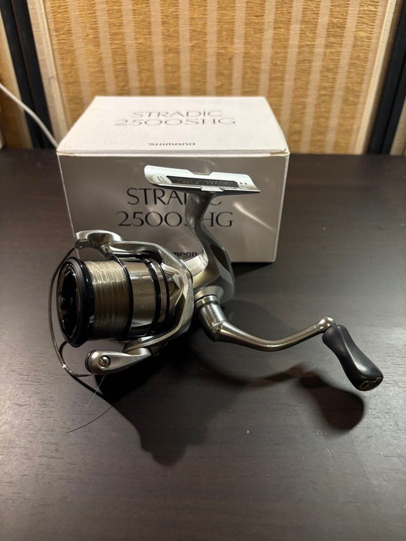 リール SHIMANO 19STRADIC 2500SHG