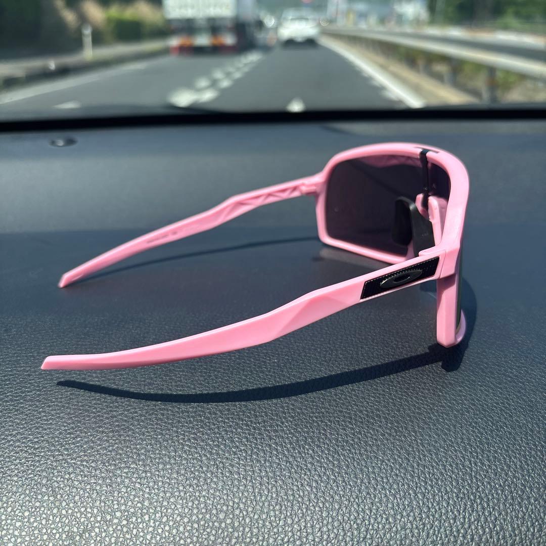 Oakley スポーツサングラス ピンク（ケース付き）