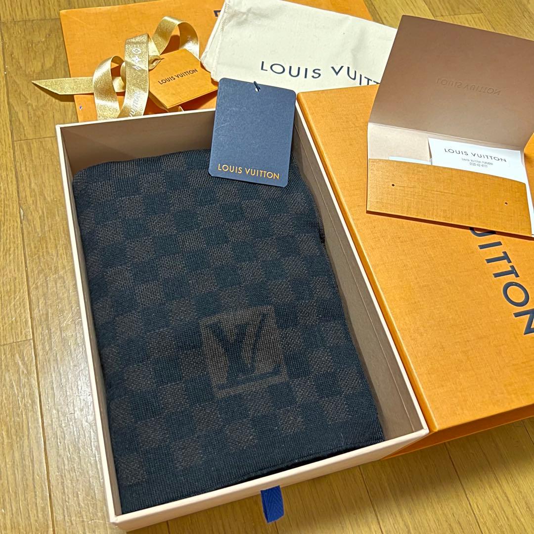 新品箱紙袋付❗️LVロゴマフラー✨ヴィトンマフラー❗️ヴィトン　マフラー　メンズ