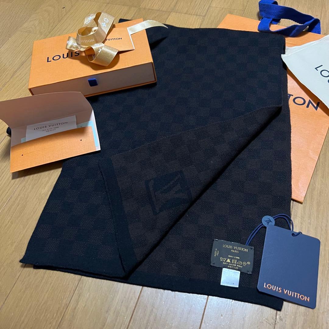 新品箱紙袋付❗️LVロゴマフラー✨ヴィトンマフラー❗️ヴィトン　マフラー　メンズ