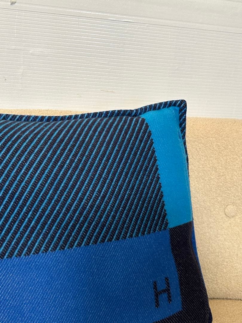 ⭐️【あん】　定価13万　HERMES エルメス　クッション　Hリヴィエラ