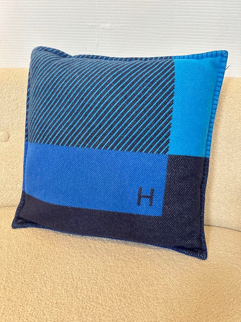 ⭐️【あん】　定価13万　HERMES エルメス　クッション　Hリヴィエラ