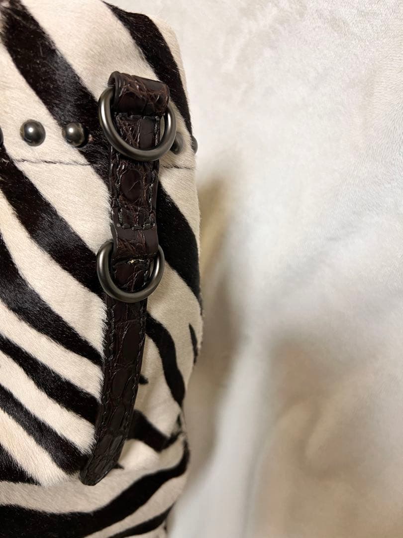 PRADA ゼブラ　バッグ　クリーニング済