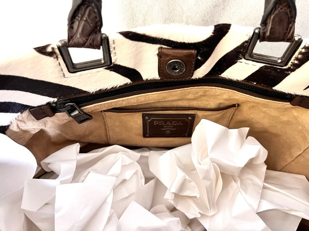 PRADA ゼブラ　バッグ　クリーニング済